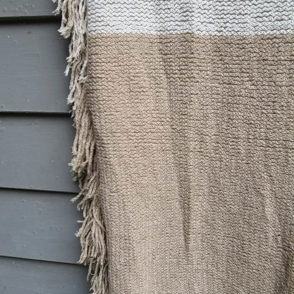 Mark & Graham Williams Sonoma Taupe Gray Acrylic Knit Throw Scarf w fringe